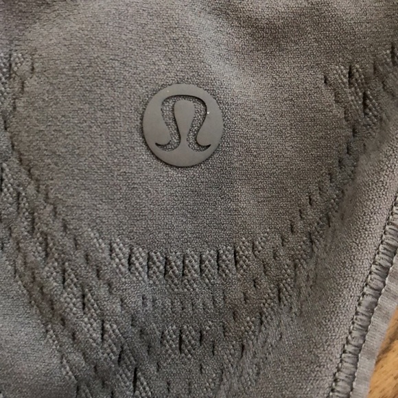 Lululemon Racer Back Sports Bra - Picture 4 of 5
